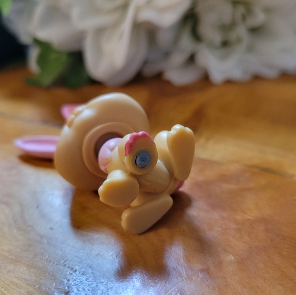 Littlest Pet Shop LPS #506 Bunny Rabbit Cream Pink Blue Green Eyes 2006 - Picture 9 of 11